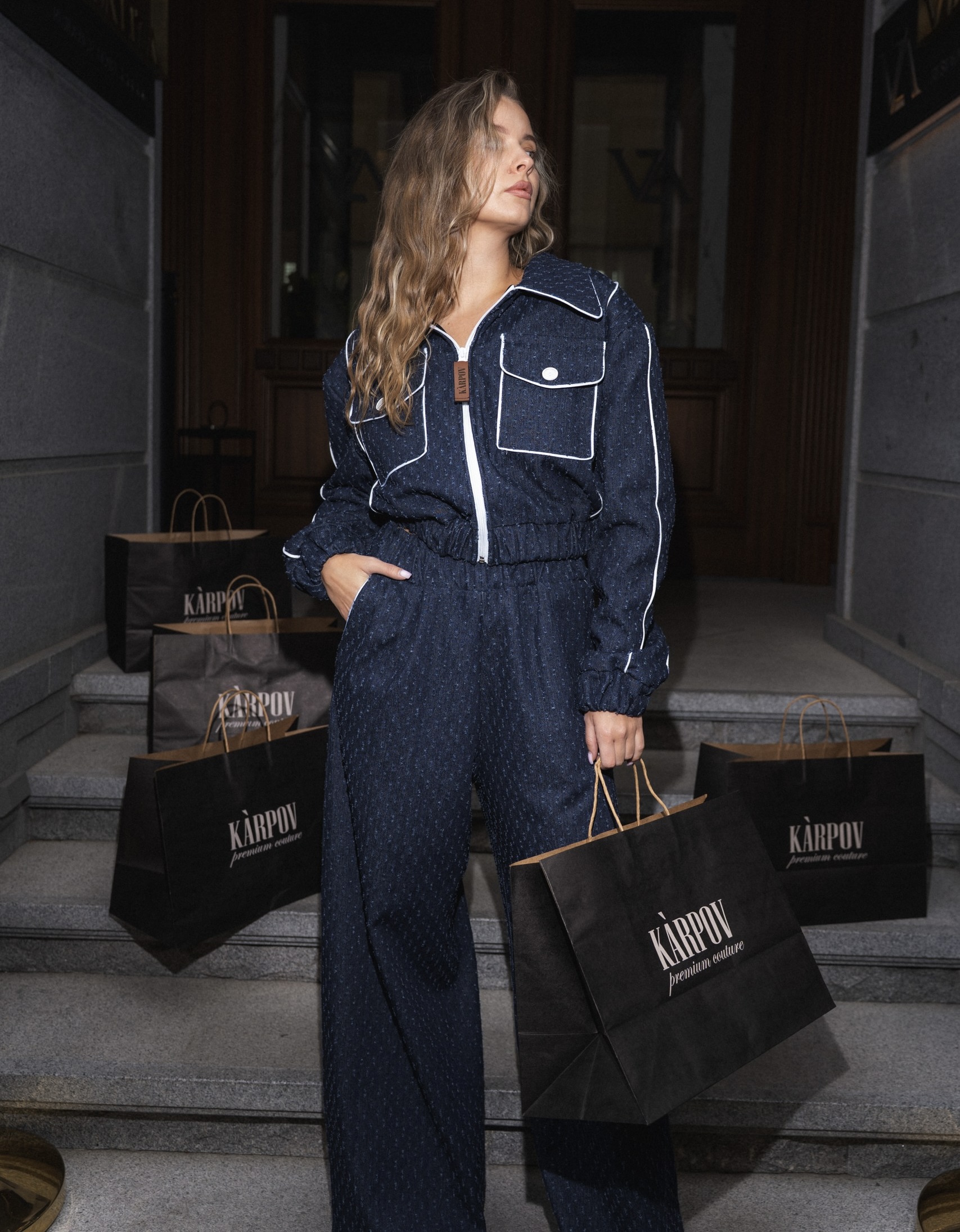 Сет от тъмен деним KARPOV Premium Couture с акценти от бели паспели - Image 15